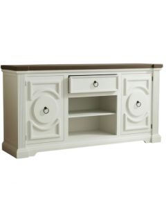 BUNGALOW FIREPLACE/TV