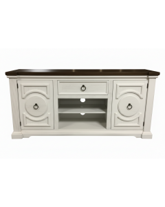 BUNGALOW FIREPLACE/TV